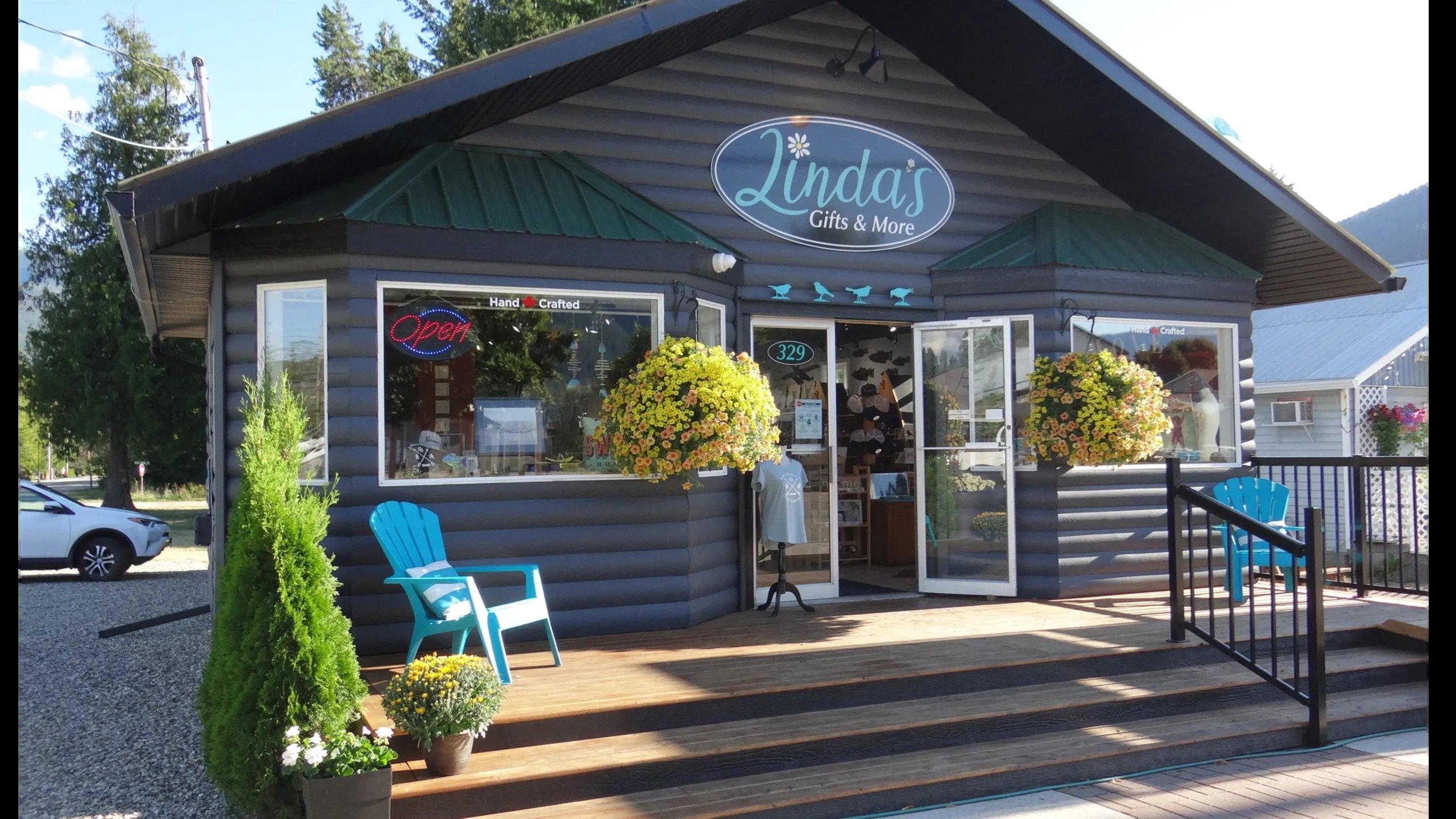 Linda’s Gifts and More